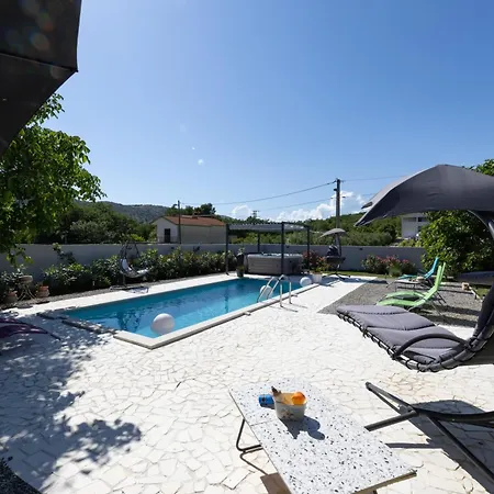 Zrincy Hébergement de vacances *